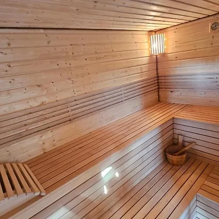 Pod Sosnami Nyaraló