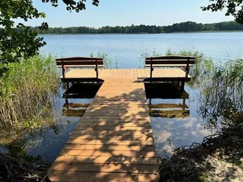 Pod Sosnami Dom wakacyjny *